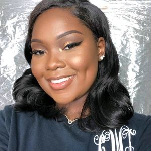 Meet your Posher, Chantoria